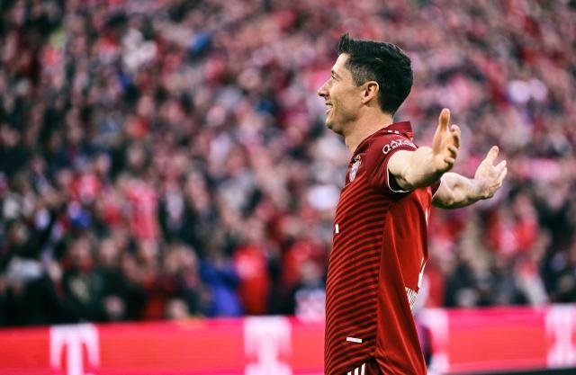 NBA比赛高清视频直播-【德甲】拜仁夺冠！格纳布里莱万击退多特锁定10连霸